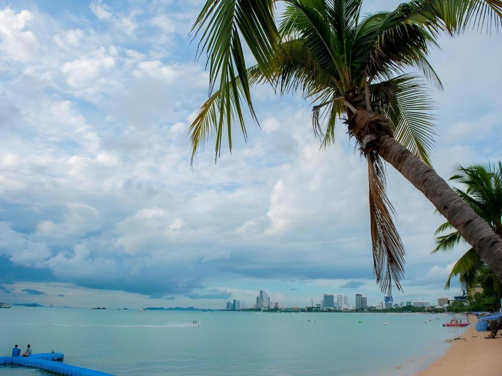 Lido Beach Hotel Pattaya Exterior foto