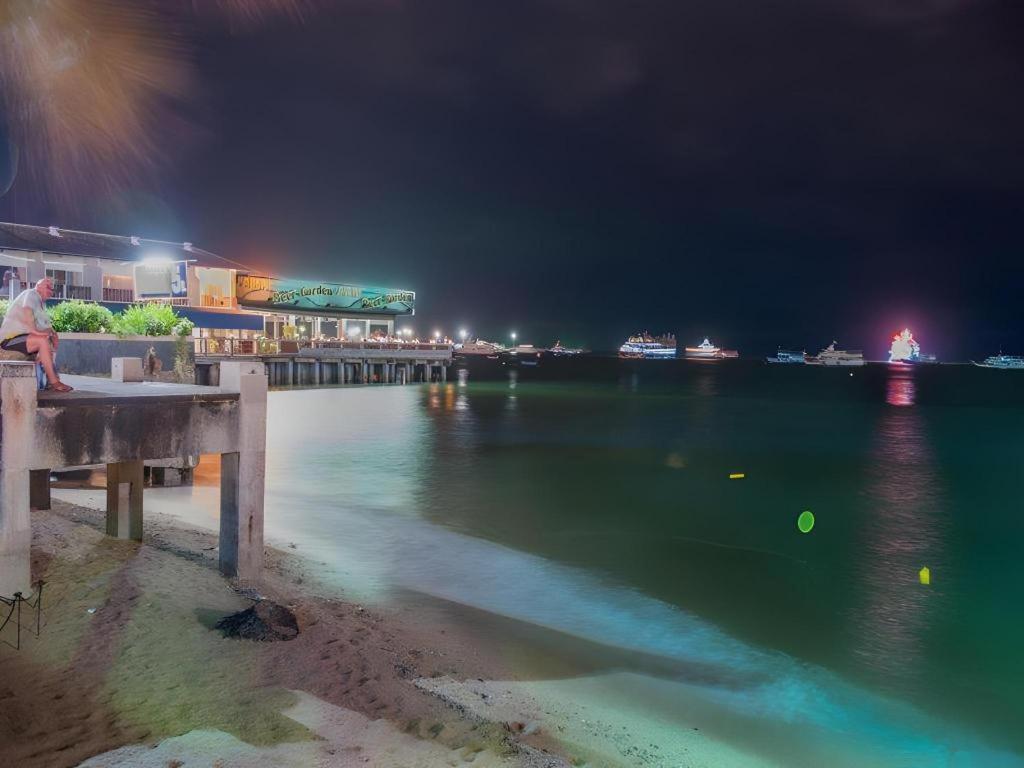 Lido Beach Hotel Pattaya Exterior foto
