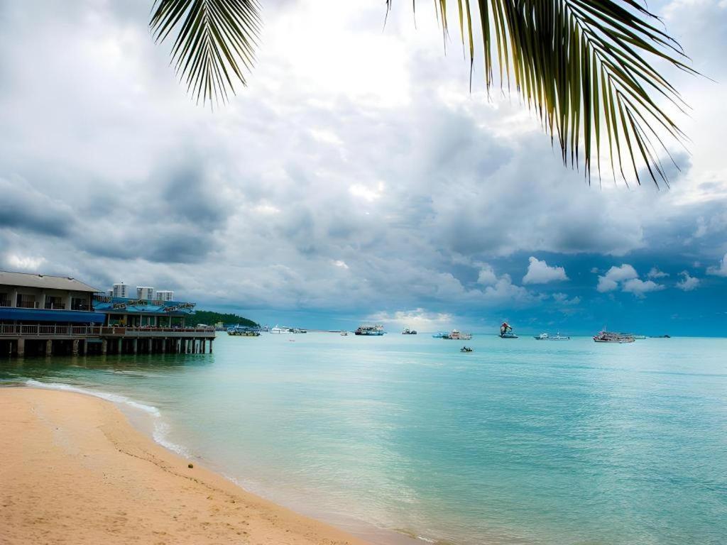 Lido Beach Hotel Pattaya Exterior foto